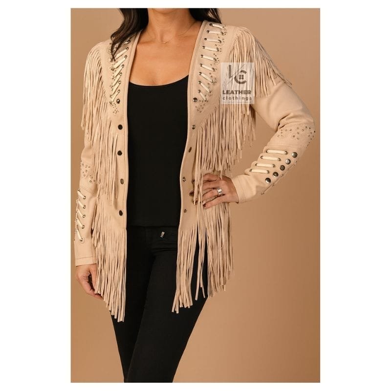 Veste femme en cuir beige à franges – Style western cowgirl avec détails en os et clous métalliques